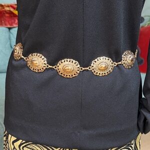 Vintage Gold Medallion Chain Belt with Black Accents One Size